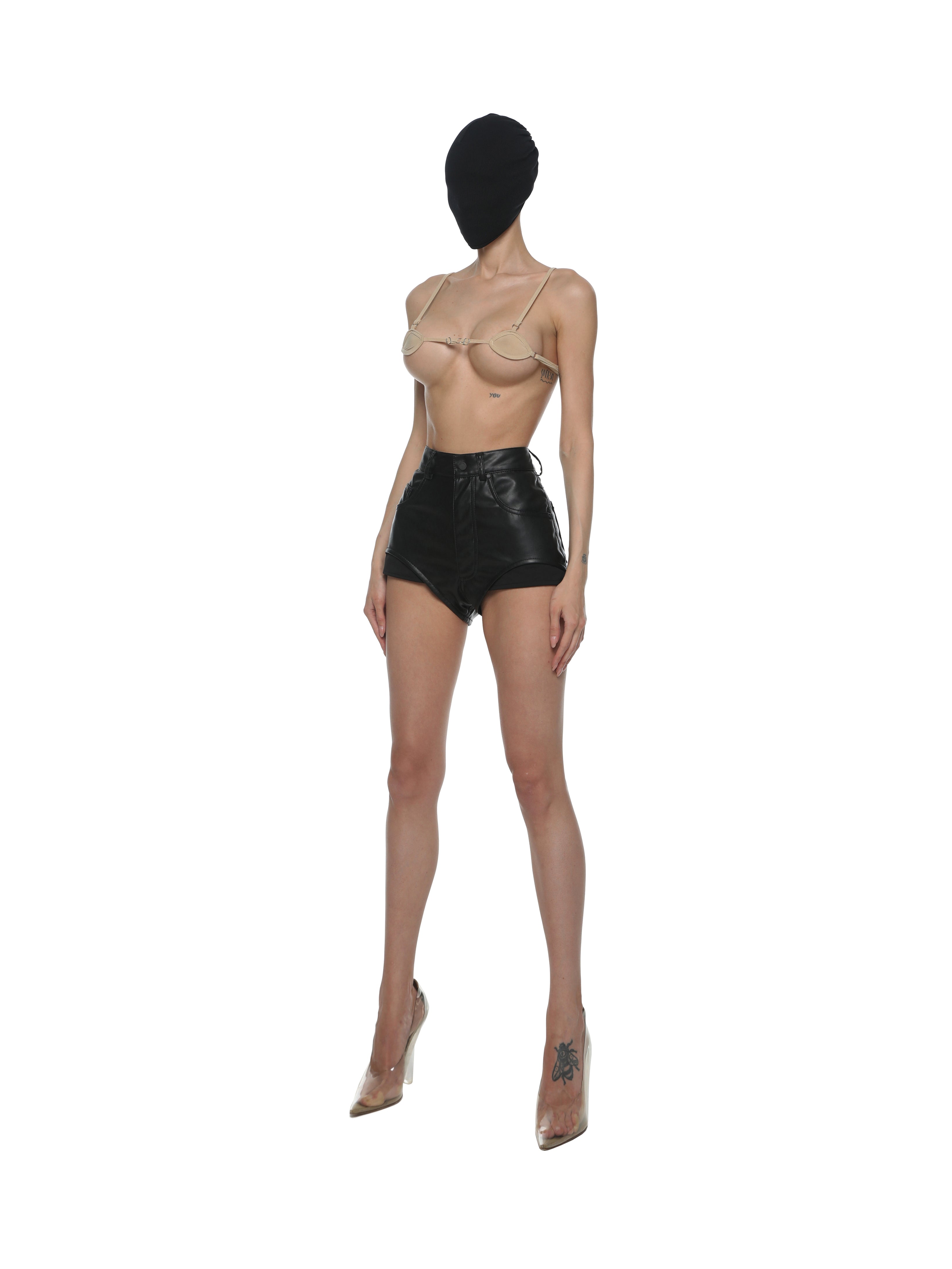 Rich bitch shorts with black pockets