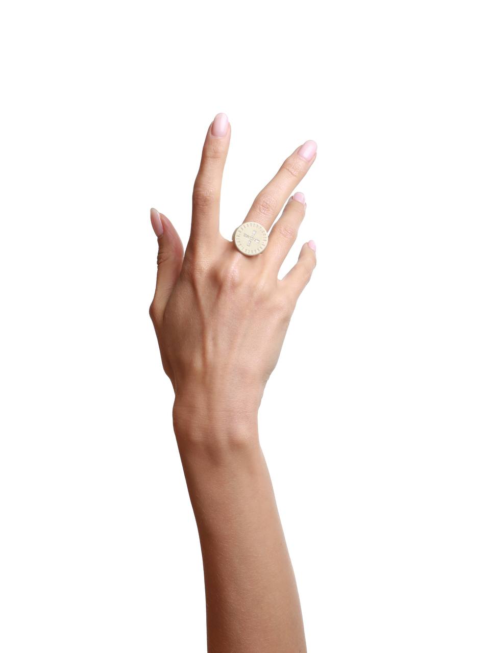G-Seal Silver Ring With Cross
